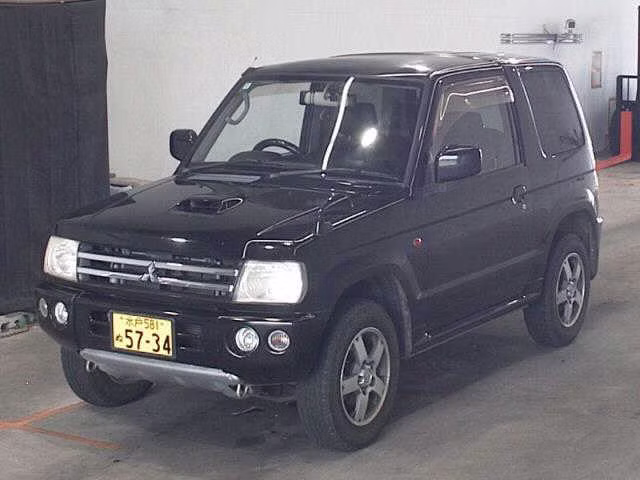 MITSUBISHI PAJERO MINI