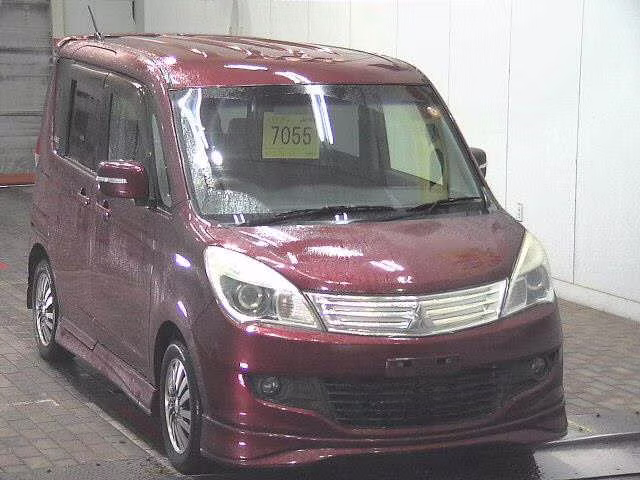 MITSUBISHI DELICA D:2