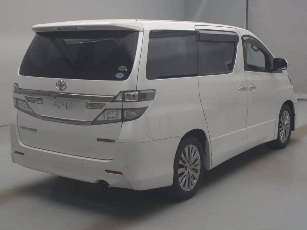 TOYOTA VELLFIRE