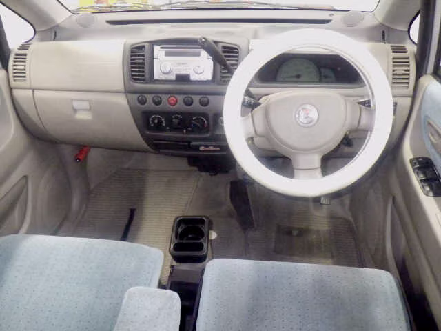 NISSAN MOCO
