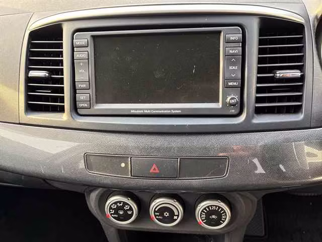 MITSUBISHI GALANT FORTIS