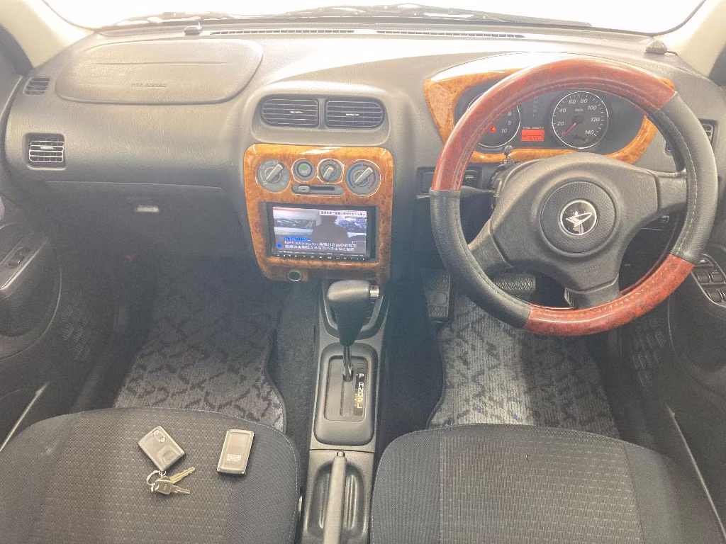 DAIHATSU TERIOS KID