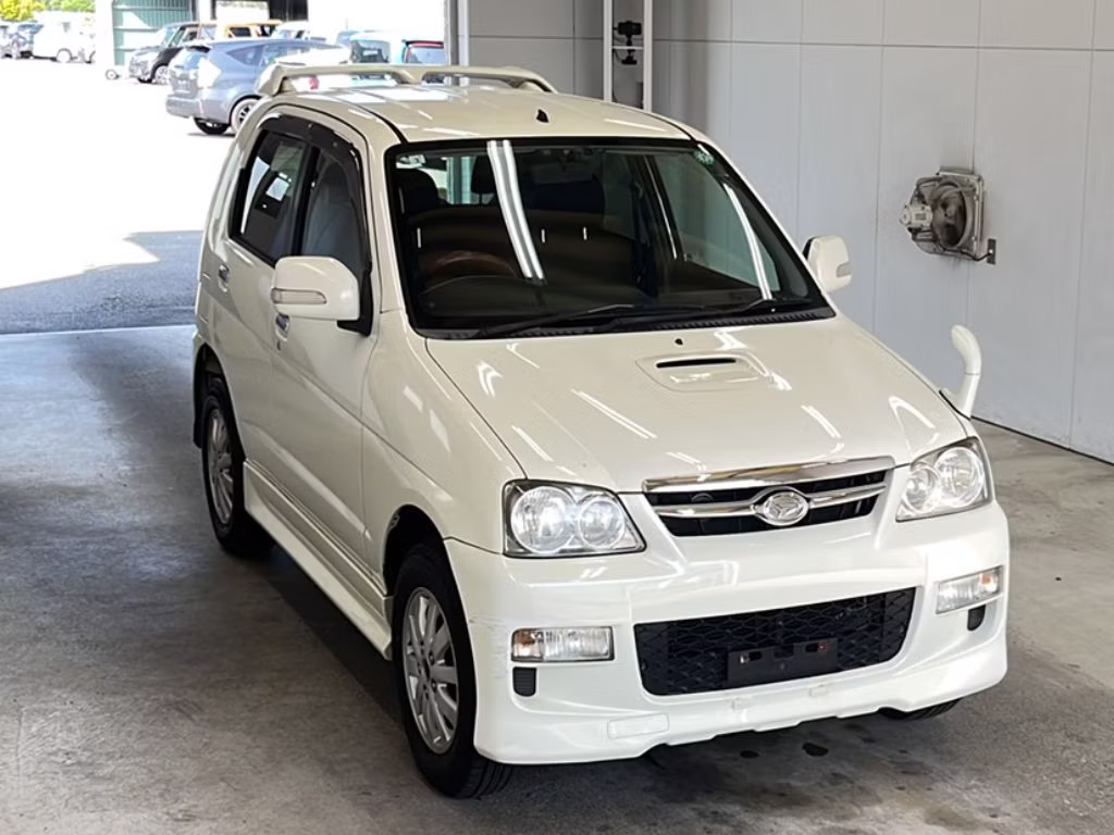 DAIHATSU TERIOS KID