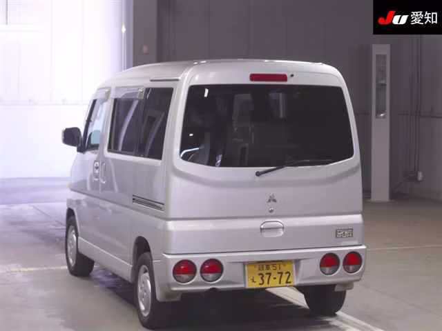 MITSUBISHI TOWN BOX