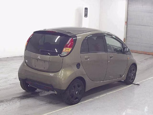 MITSUBISHI I