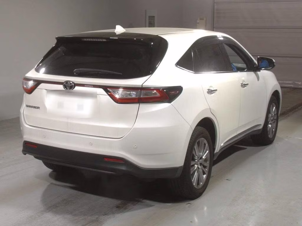 TOYOTA HARRIER
