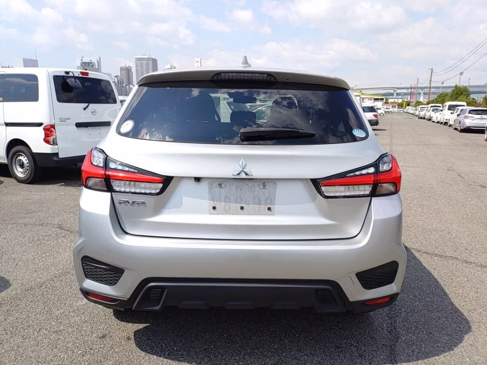 MITSUBISHI RVR