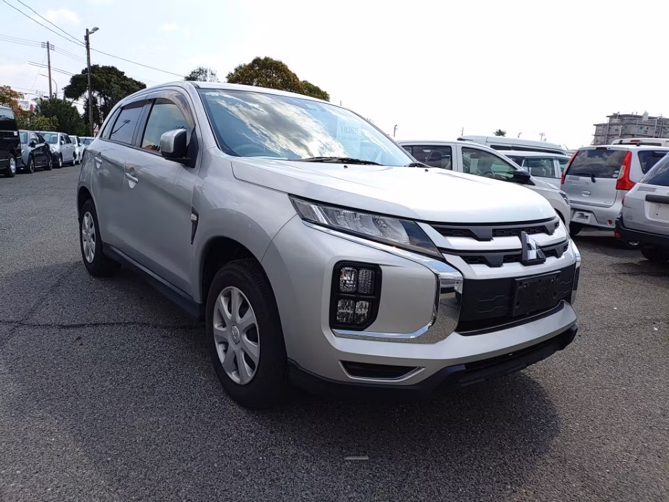 MITSUBISHI RVR