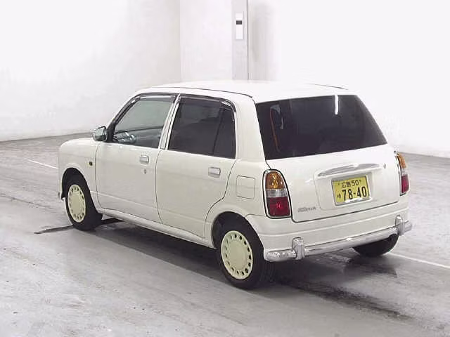 DAIHATSU MIRA GINO