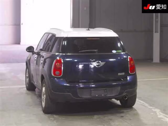 MINI CROSSOVER