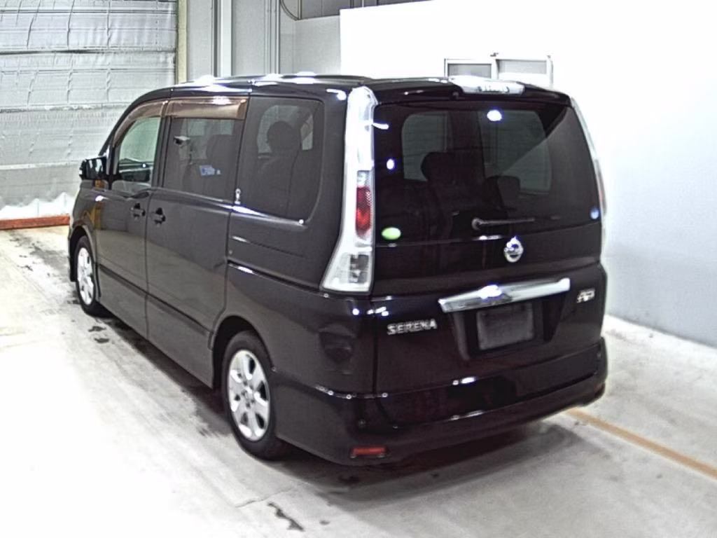 NISSAN SERENA