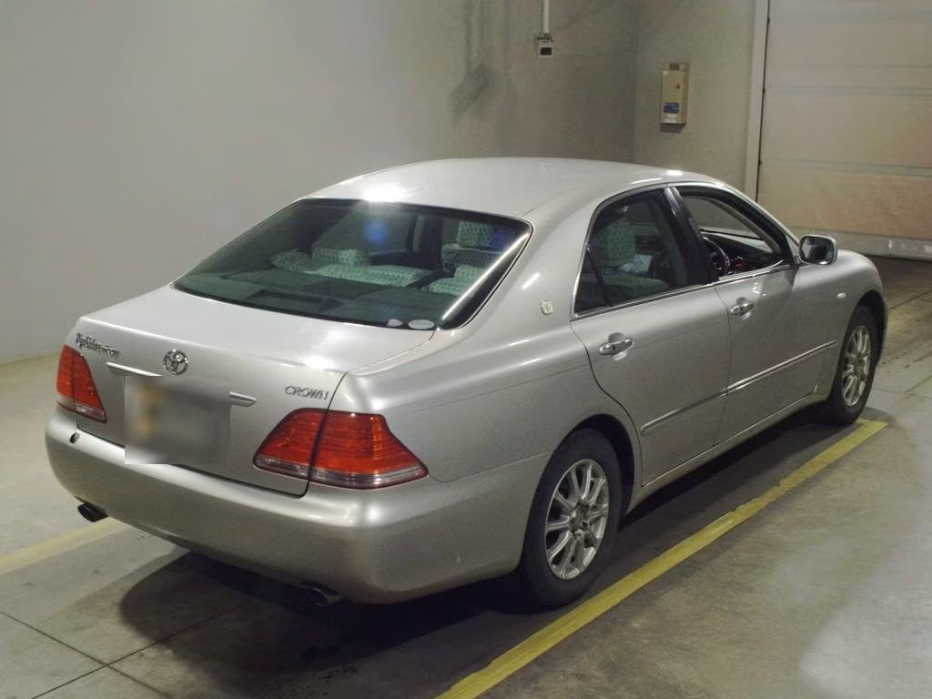 TOYOTA CROWN