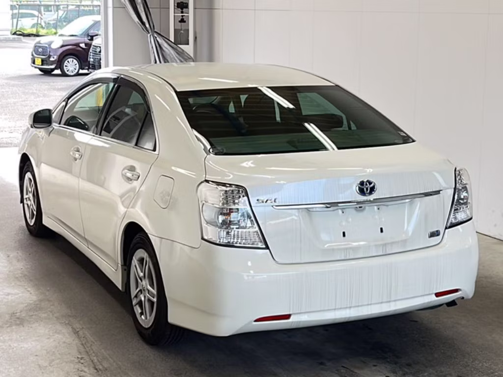 TOYOTA SAI