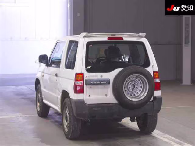 MITSUBISHI PAJERO MINI