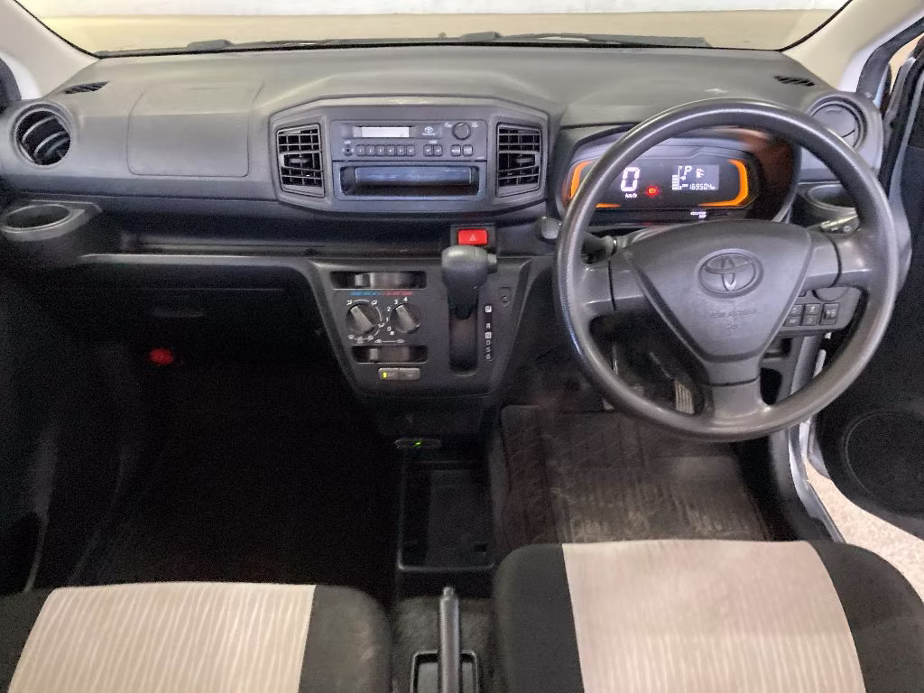 TOYOTA PIXIS EPOCH