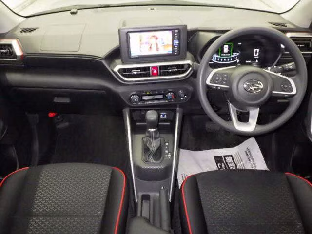 DAIHATSU ROCKY