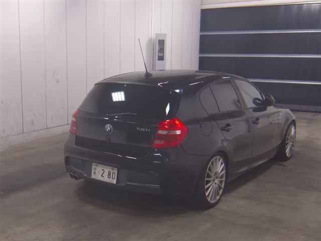BMW 1-SERIES
