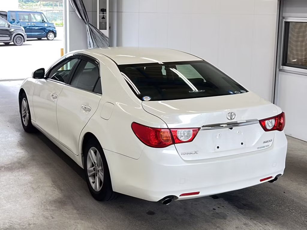 TOYOTA MARK X