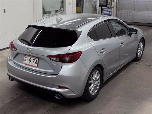 MAZDA AXELA