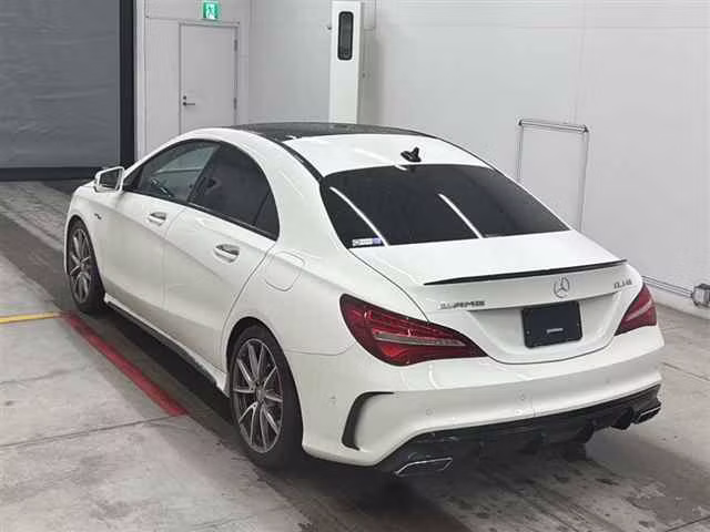 MERCEDES-BENZ CLA-CLASS