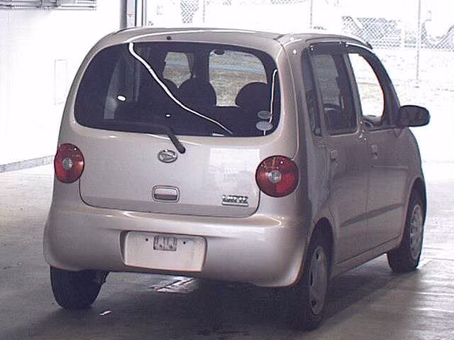 DAIHATSU MOVE LATTE