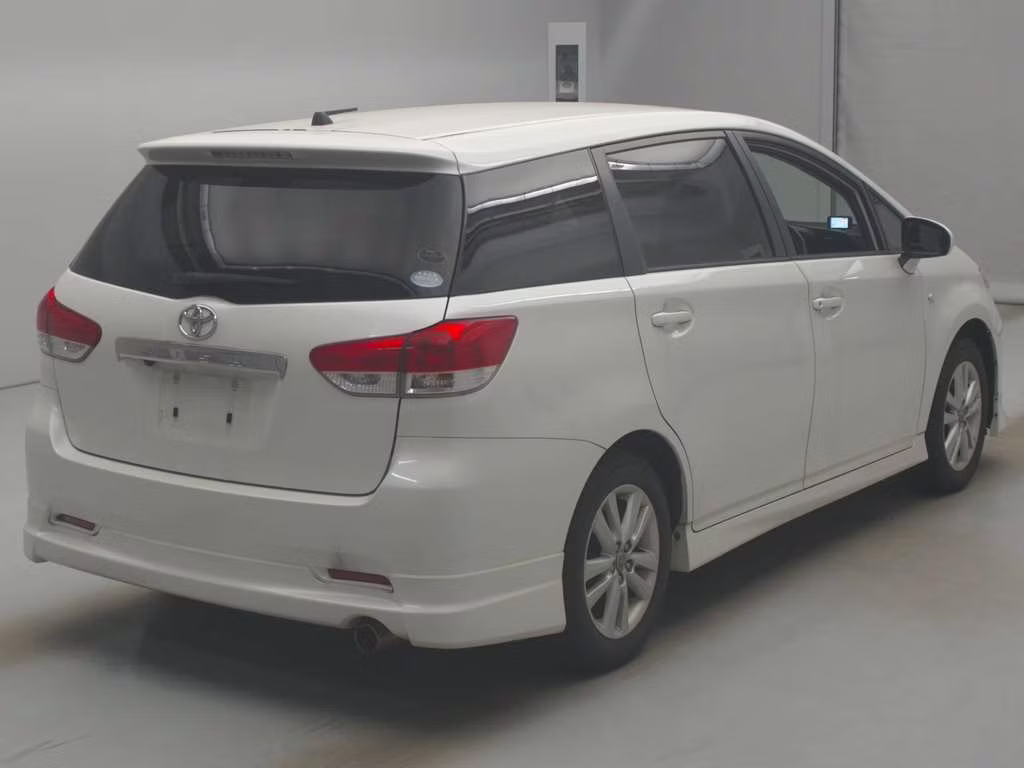 TOYOTA WISH