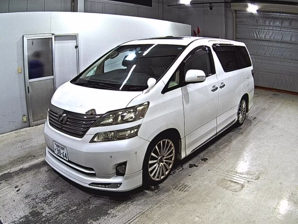 TOYOTA VELLFIRE
