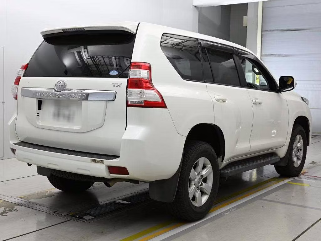 TOYOTA LAND CRUISER PRADO