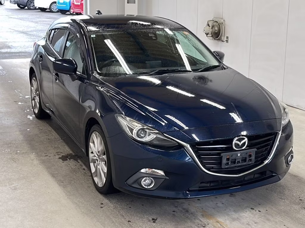MAZDA AXELA