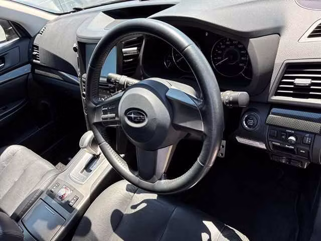 SUBARU LEGACY