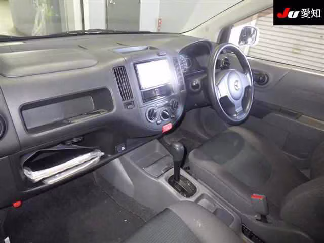 MAZDA FAMILIA