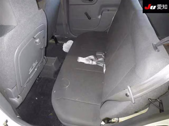 MAZDA FAMILIA