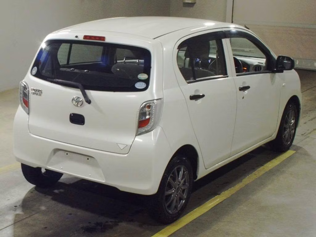 TOYOTA PIXIS EPOCH