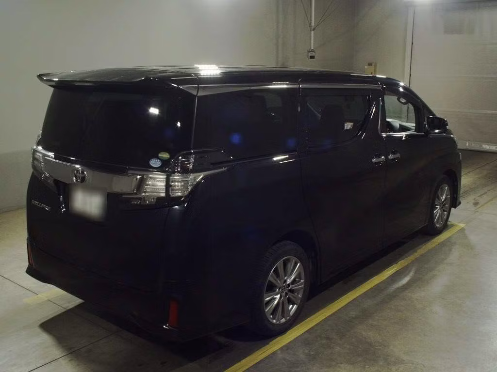 TOYOTA VELLFIRE