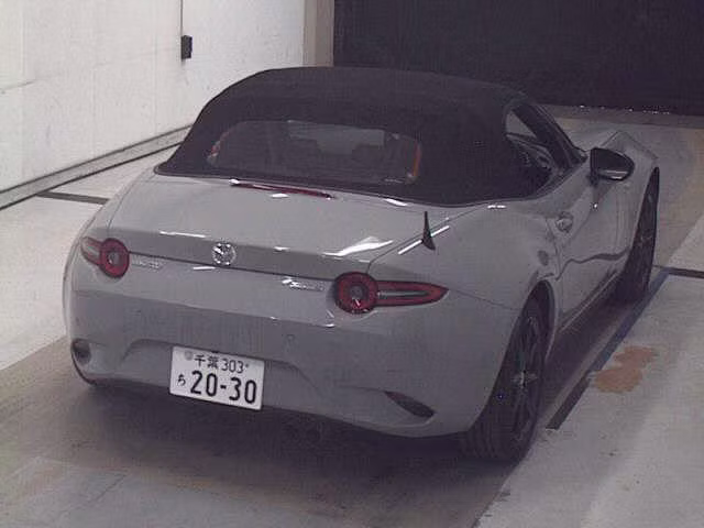 MAZDA ROADSTER