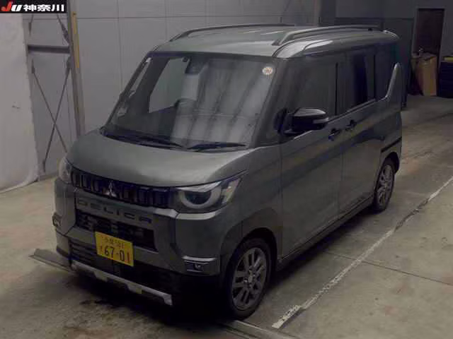 MITSUBISHI DELICA MINI