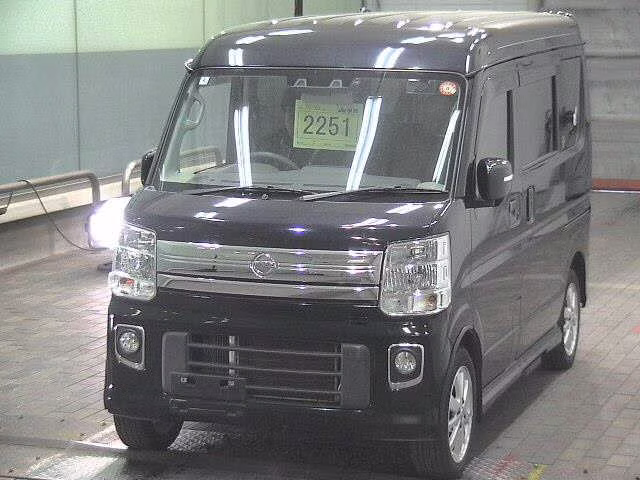NISSAN NV100 CLIPPER