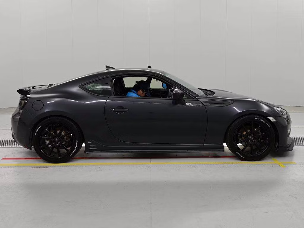 SUBARU BRZ
