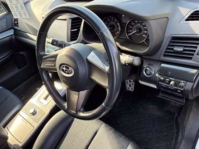 SUBARU LEGACY