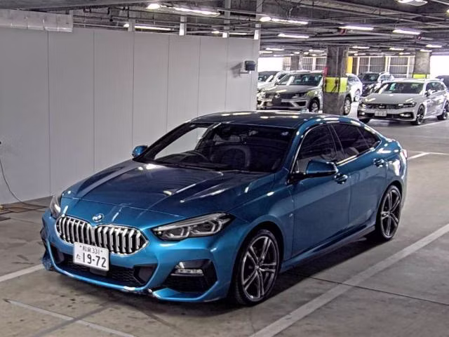 BMW 1-SERIES