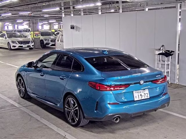 BMW 1-SERIES