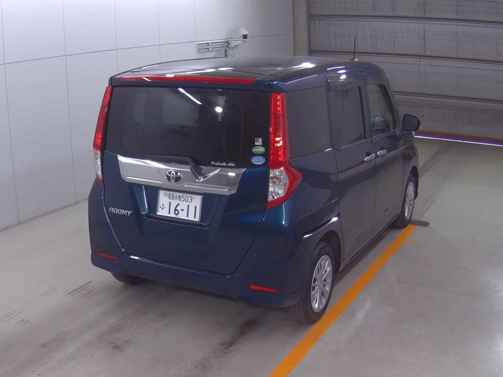 TOYOTA ROOMY
