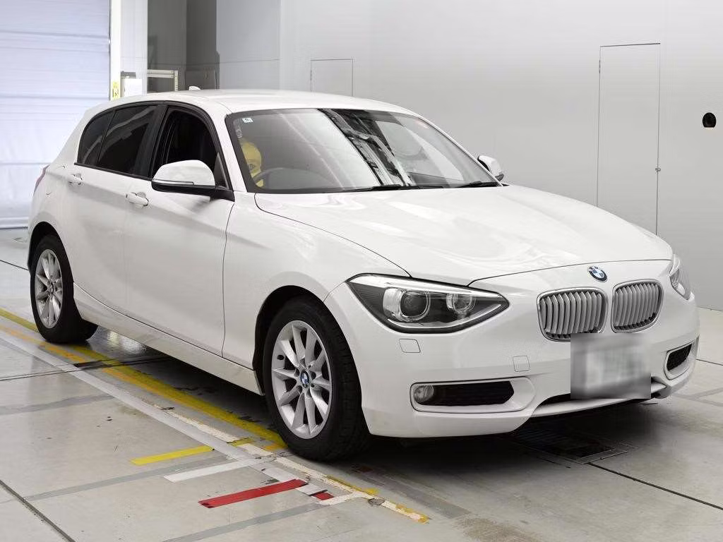 BMW 1-SERIES