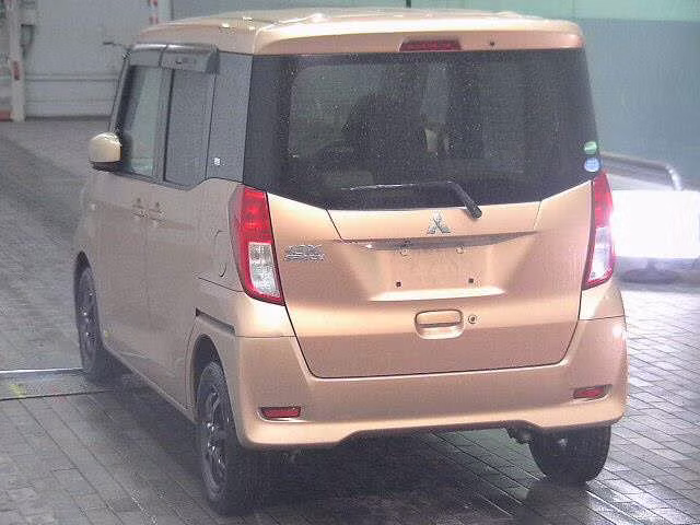 MITSUBISHI EK SPACE