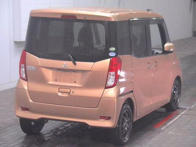 MITSUBISHI EK SPACE