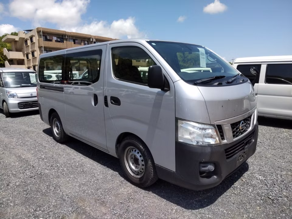 NISSAN NV350 CARAVAN