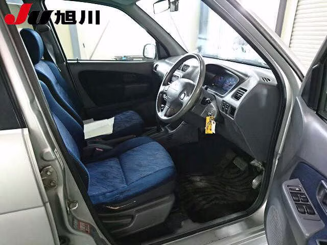 DAIHATSU TERIOS KID