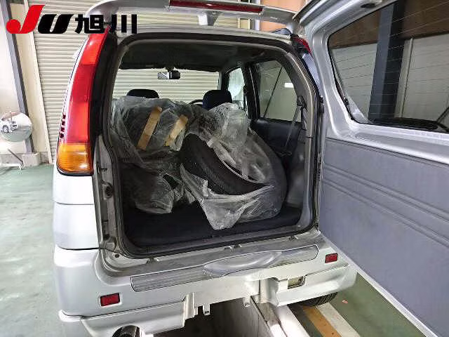 DAIHATSU TERIOS KID