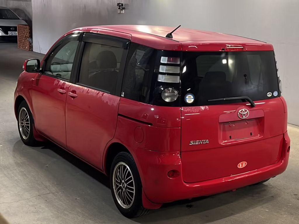 TOYOTA SIENTA