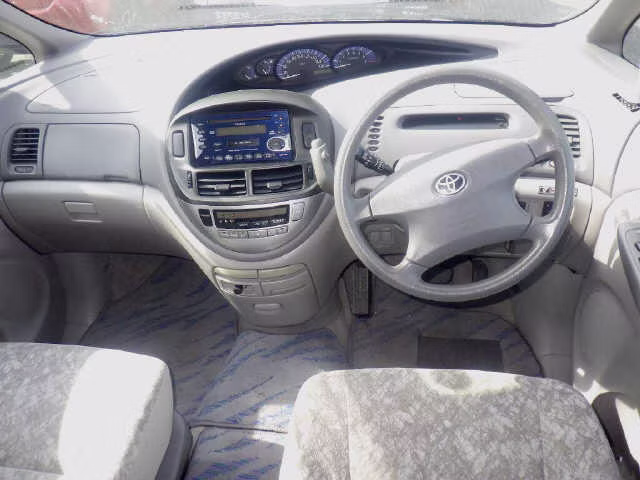 TOYOTA ESTIMA